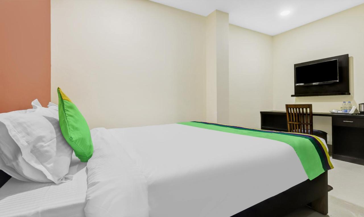 Treebo Hotel Mobi Vip Airport Гувахати Экстерьер фото