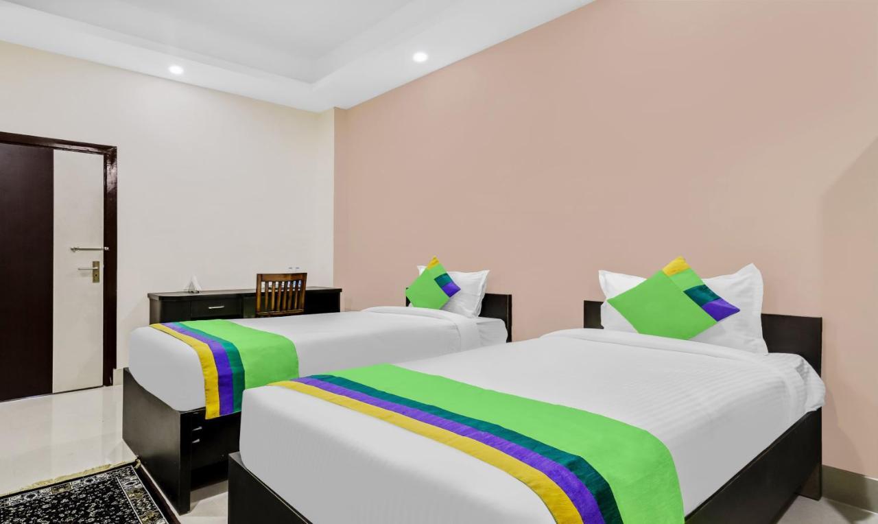 Treebo Hotel Mobi Vip Airport Гувахати Экстерьер фото