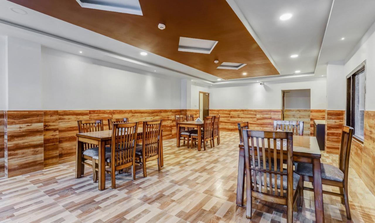 Treebo Hotel Mobi Vip Airport Гувахати Экстерьер фото